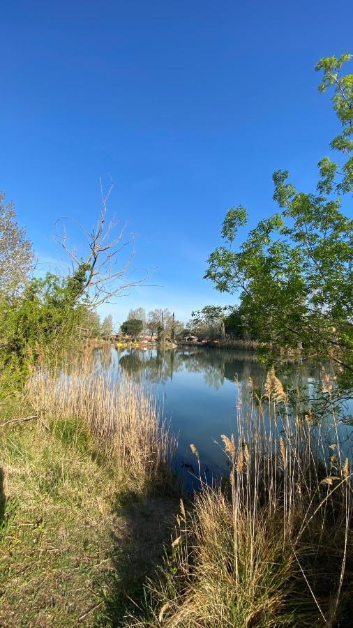 Joli Appartement 27M2 Oasis Provencale En Village Vacances En Camargue Arles Exterior foto