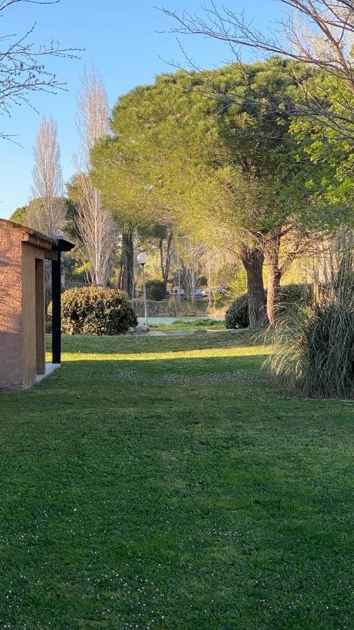 Joli Appartement 27M2 Oasis Provencale En Village Vacances En Camargue Arles Exterior foto