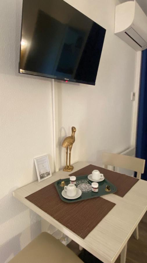Joli Appartement 27M2 Oasis Provencale En Village Vacances En Camargue Arles Exterior foto